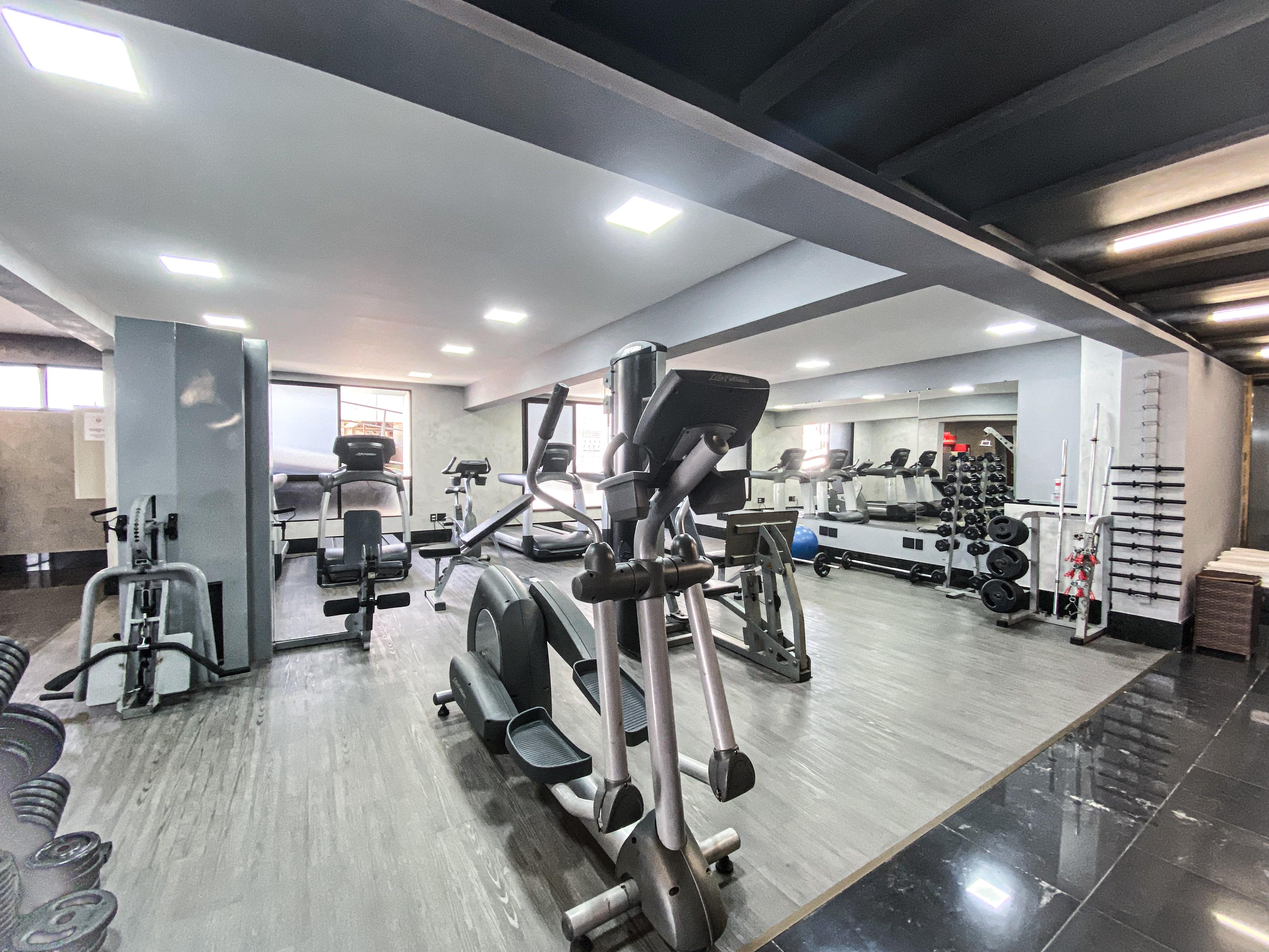 Ouro Minas Hotel Belo Horizonte, Dolce By Wyndham 외부 사진 The gym at the hotel