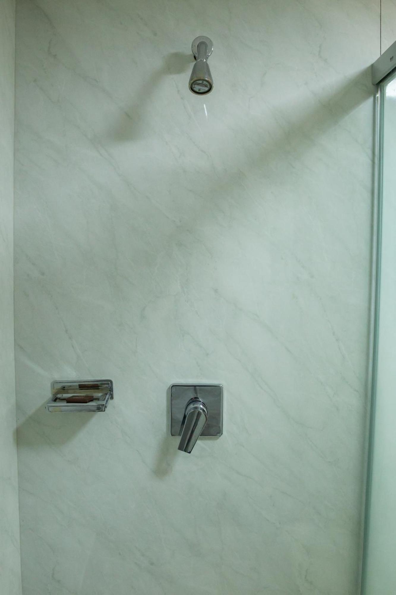 Ouro Minas Hotel Belo Horizonte, Dolce By Wyndham 외부 사진 Shower door